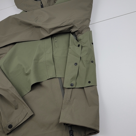 Nike Storm-FIT Run Division Women Full-Zip Hooded Jacket Size XXL DV1247-222 New - Picture 12 of 13